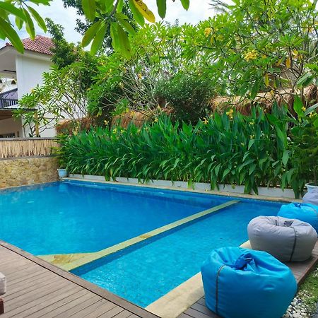 Lavella Villas Kuta  エクステリア 写真